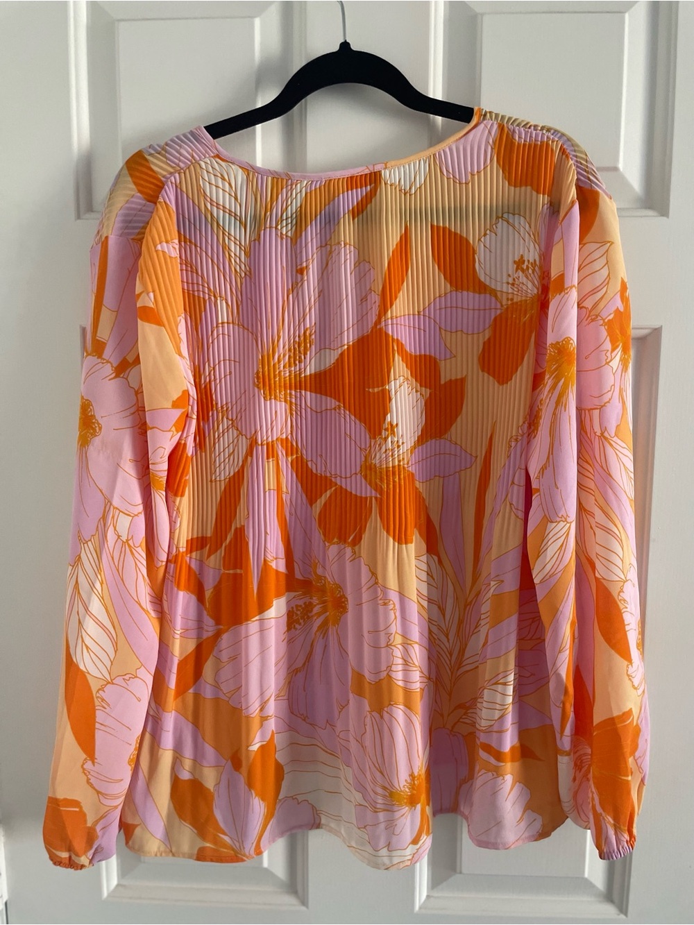 DR2 Pink & Orange Floral Pleated V-Neck Blouse - Picture 4 of 7